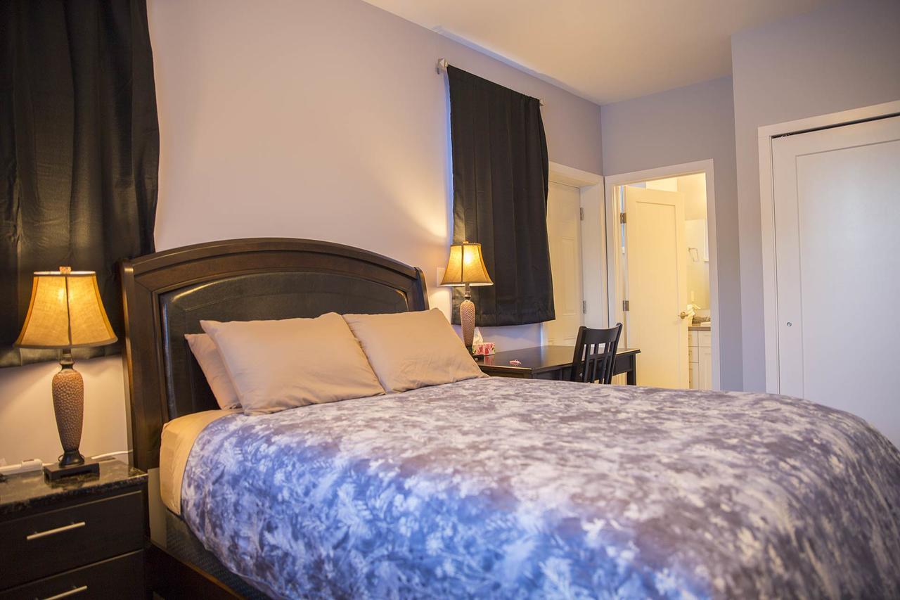 Midnight Sun Inn Whitehorse Ngoại thất bức ảnh